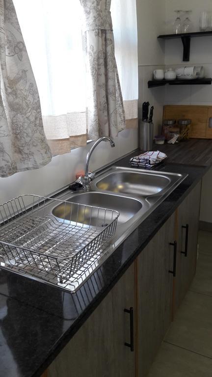 Self-Catering Studio, Unit 6 On Krupp Windhoek Exteriör bild