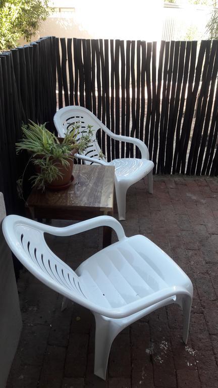 Self-Catering Studio, Unit 6 On Krupp Windhoek Exteriör bild